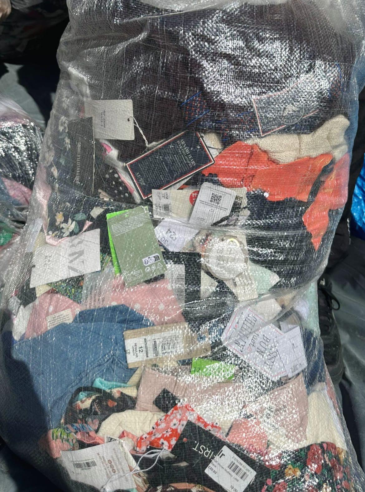 100% ETIKETE ZIMA ENGLESKI KREM-zenski mix